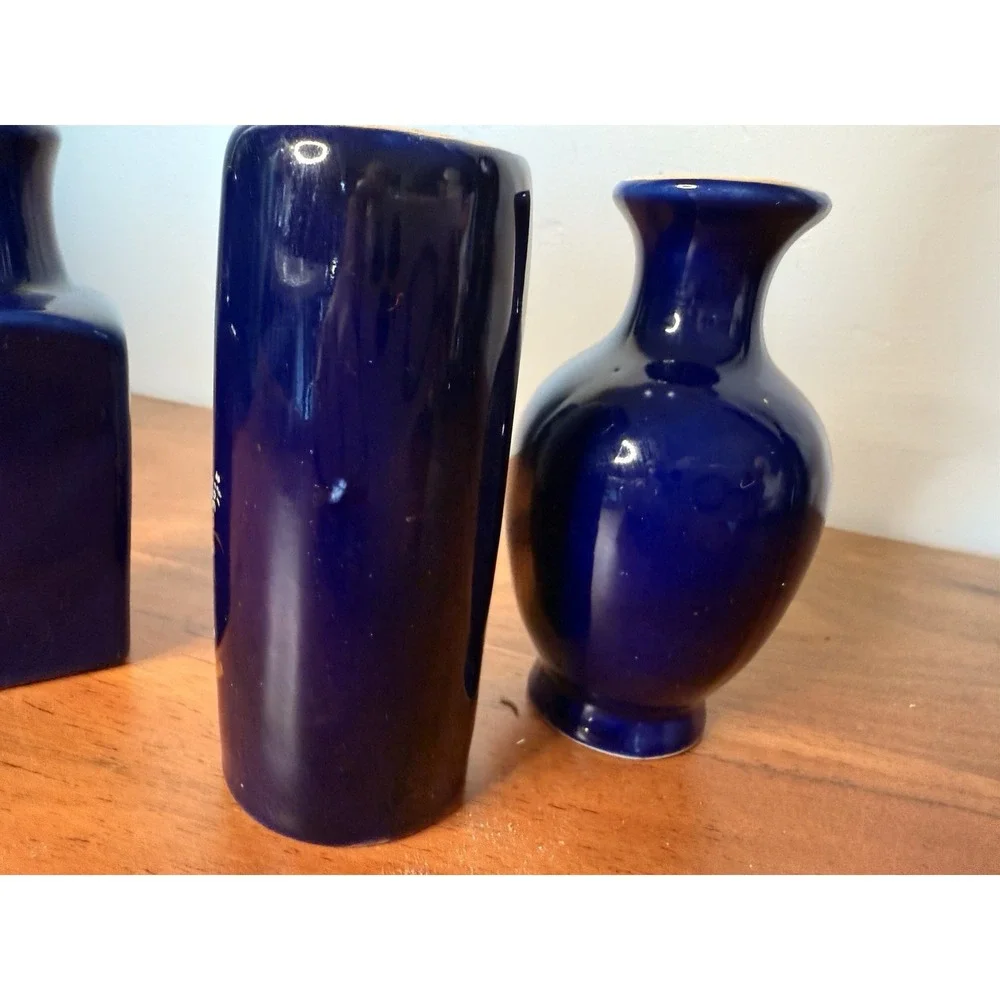 Vintage Toyo Japanese Mini Vases Cobalt Blue with Gold Trim Kutani Style Set 3